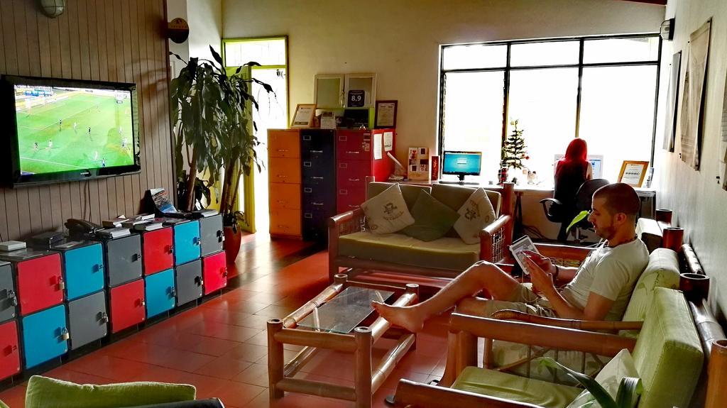 Saman Hostel เมเดยิน ภายนอก รูปภาพ